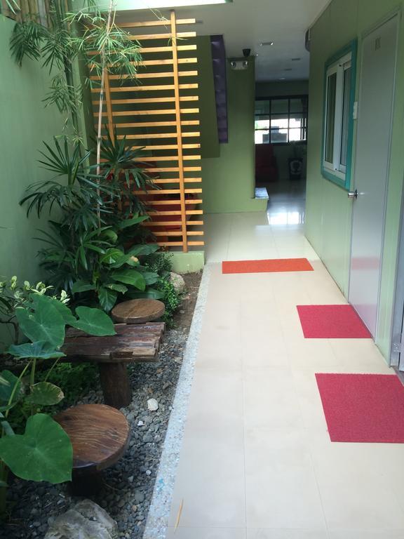 Shore Time Hotel - Annex Balabag  Exterior photo