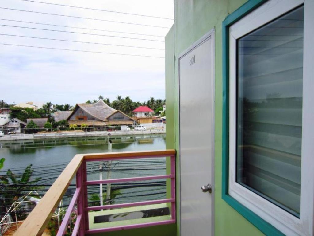 Shore Time Hotel - Annex Balabag  Exterior photo
