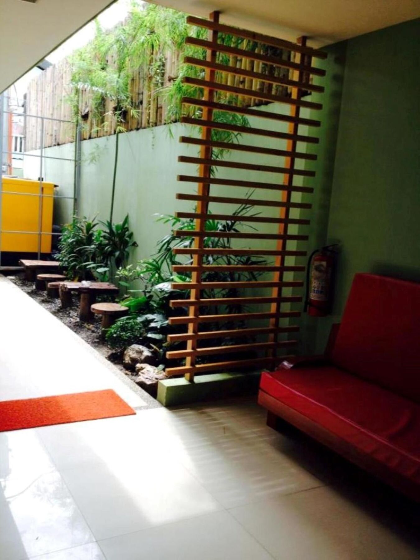Shore Time Hotel - Annex Balabag  Exterior photo
